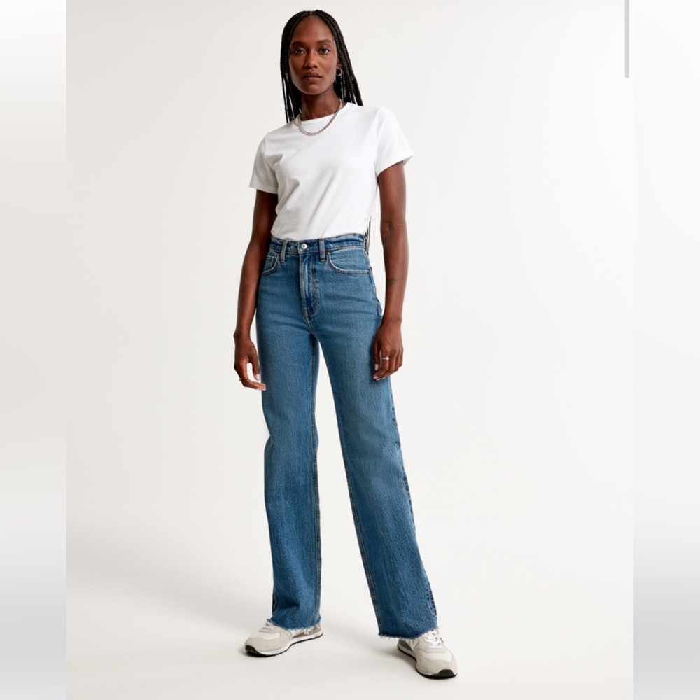 Abercrombie High Rise 90s relaxed Jean